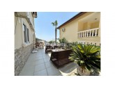 Alanya Tepe Bektaş' ta Deniz Manzaralı Özel Havuzlu Müstakil 5+1 Satılık Dublex Villa.